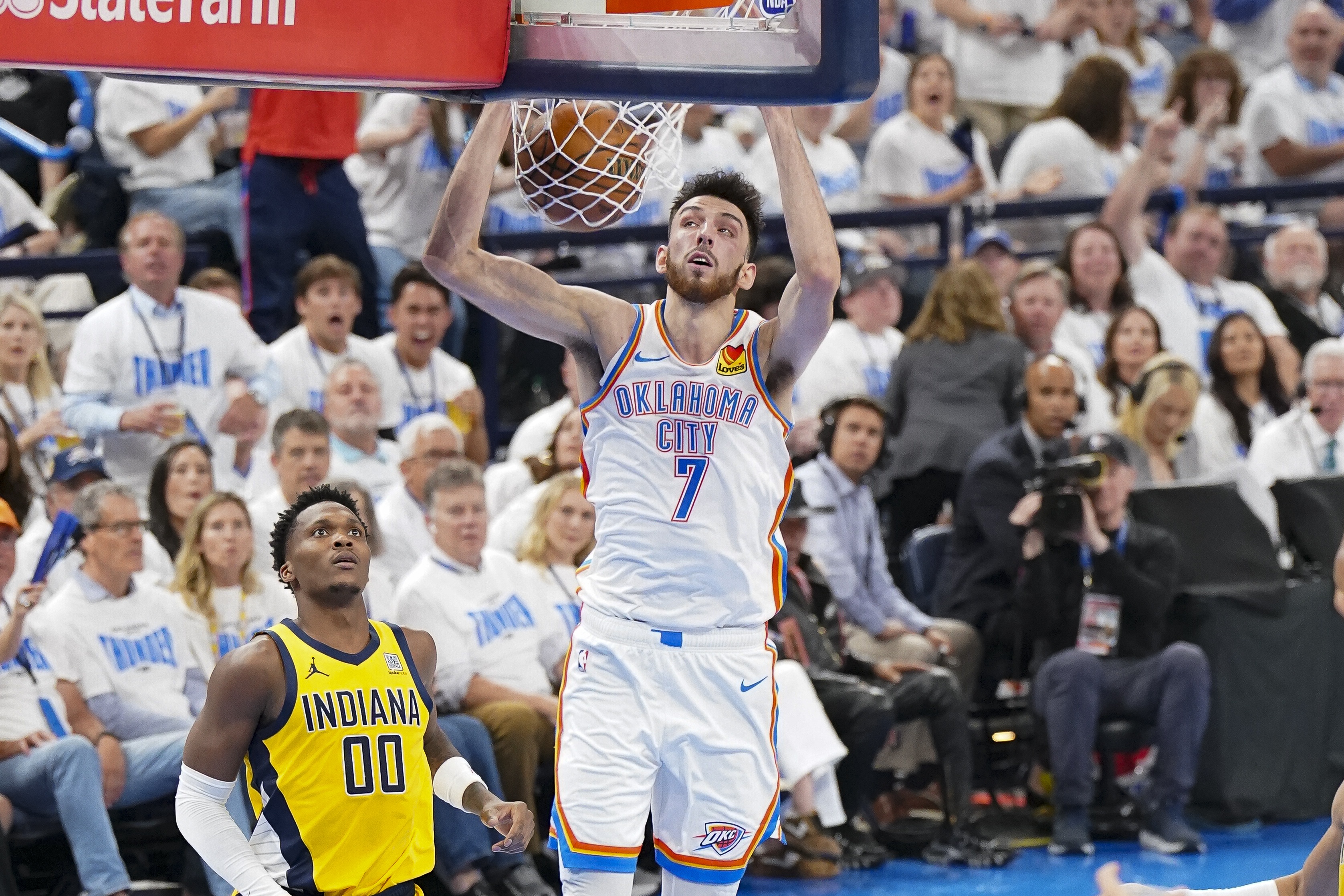 霍姆格倫：步行者能迅速得分 你領(lǐng)先也必須像比分打平那樣去拼