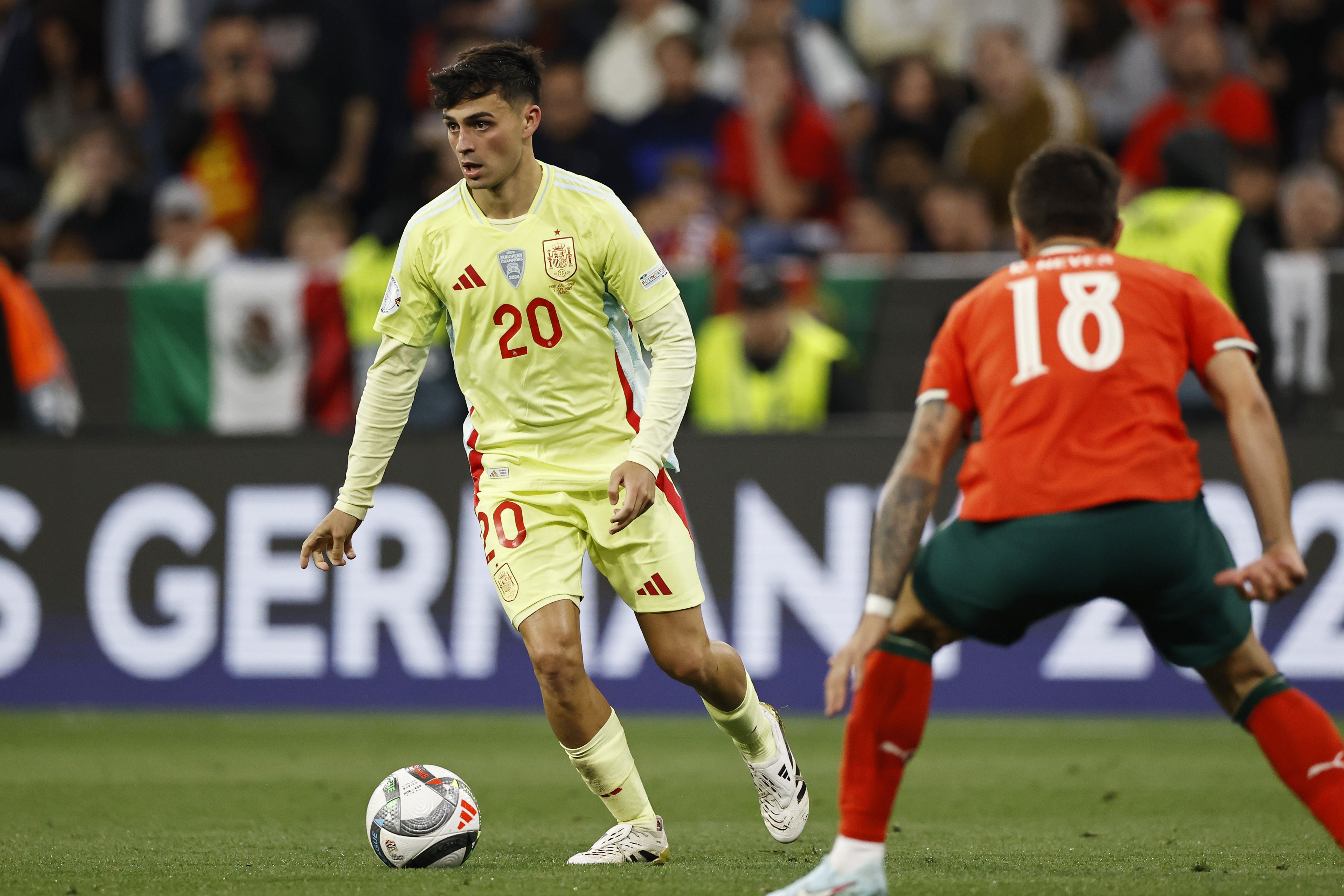 馬卡：贊助商提議西班牙男足在歐國聯(lián)決賽穿女隊球衣，被球員拒絕