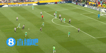 ??你也是業(yè)余隊？西雅圖海灣人球員小禁區(qū)線上補射空門踢呲??