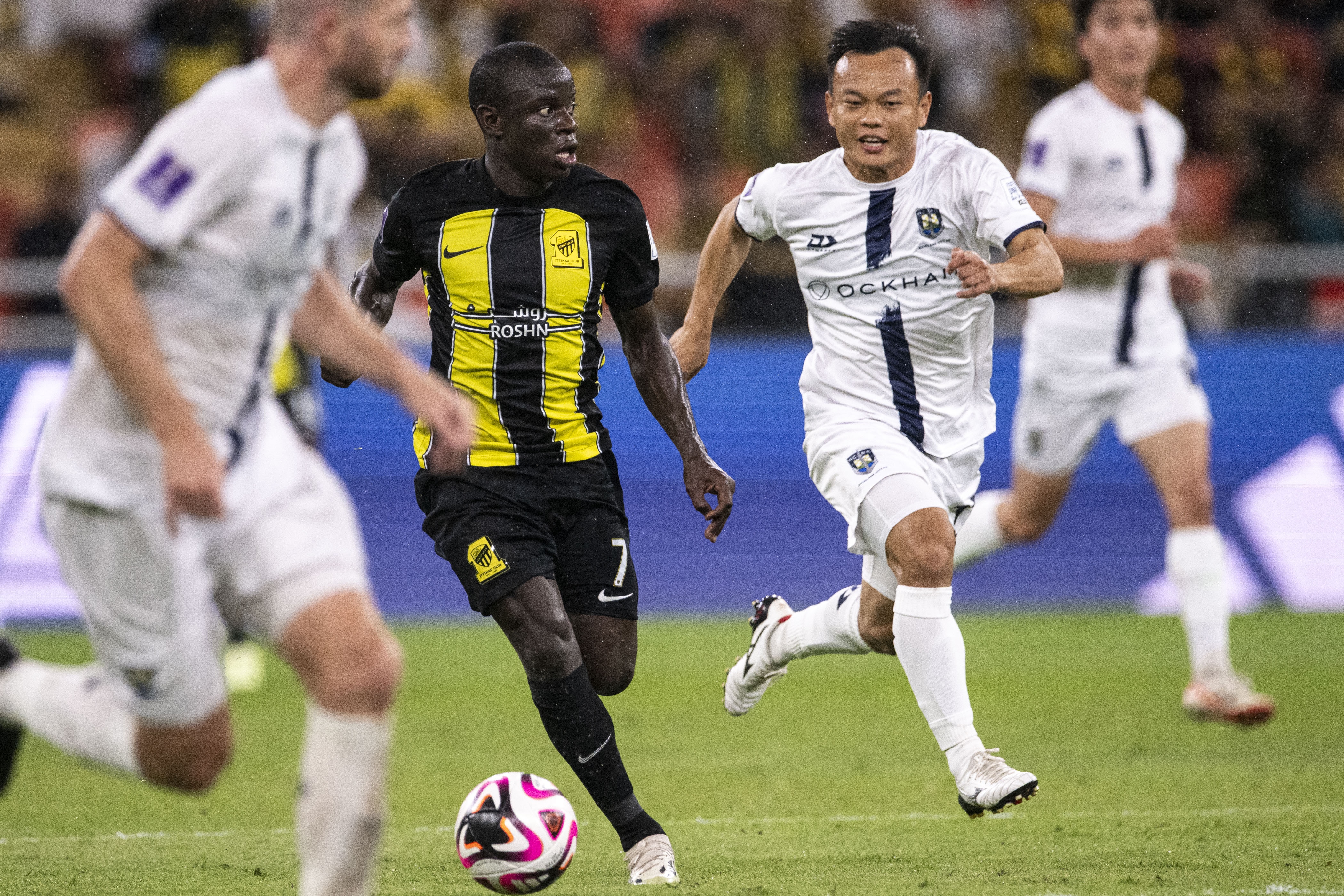 周通談參加世俱杯：根本無法用語言形容 原來足球還可以這么踢