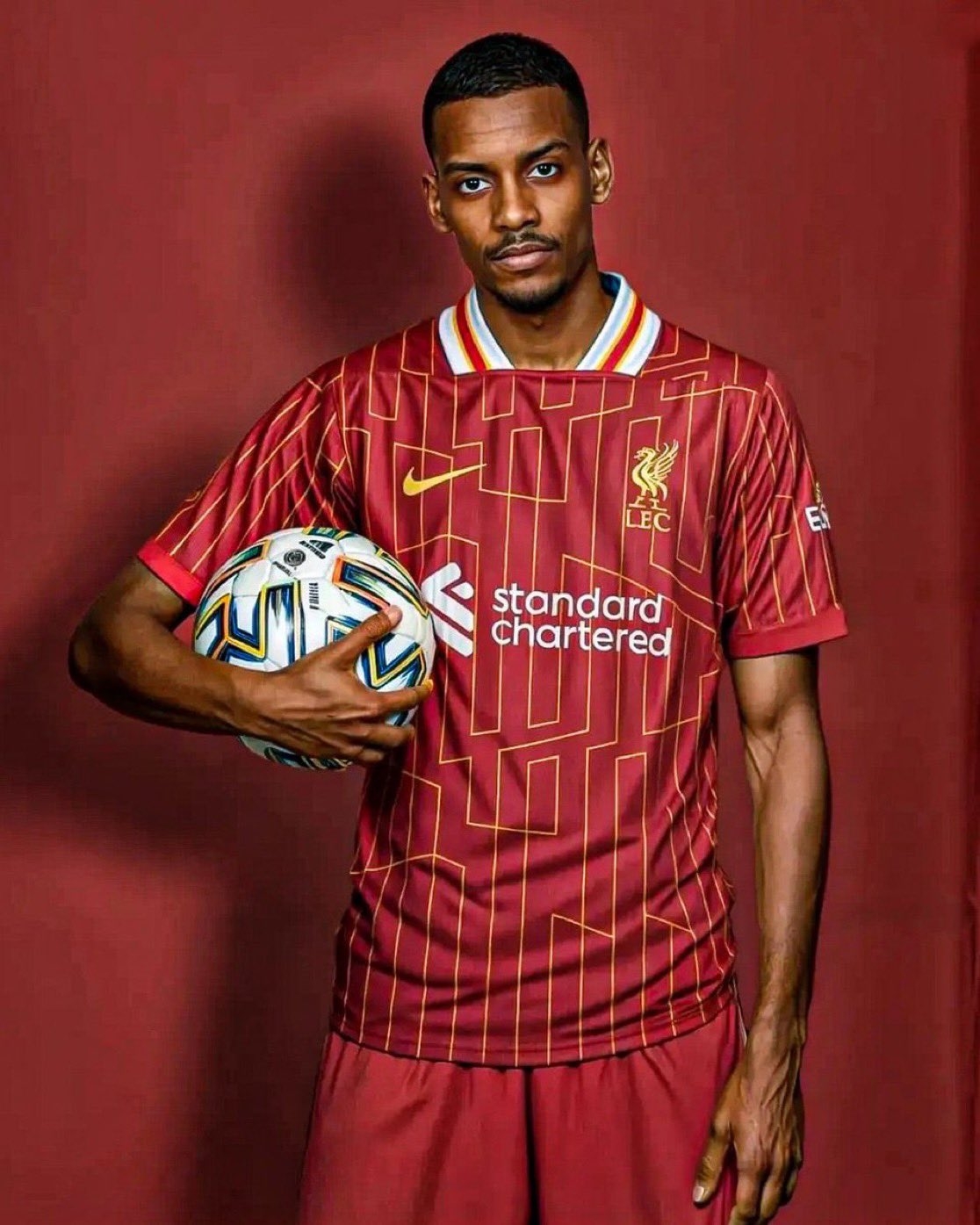 ??跟隊(duì)：利物浦愿花超1億鎊簽伊薩克 未來幾年紅軍不會(huì)再花大錢