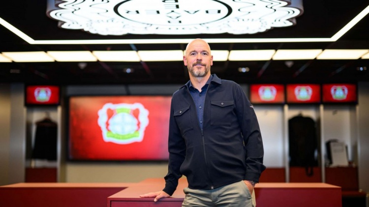 進(jìn)入滕哈赫時(shí)代??勒沃庫森官方：滕哈赫下周一正式帶隊(duì)訓(xùn)練