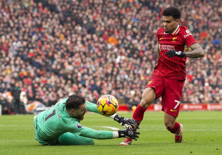 差這么多！回聲報：迪亞斯目前周薪約14萬鎊，并非網(wǎng)傳的5.5萬鎊