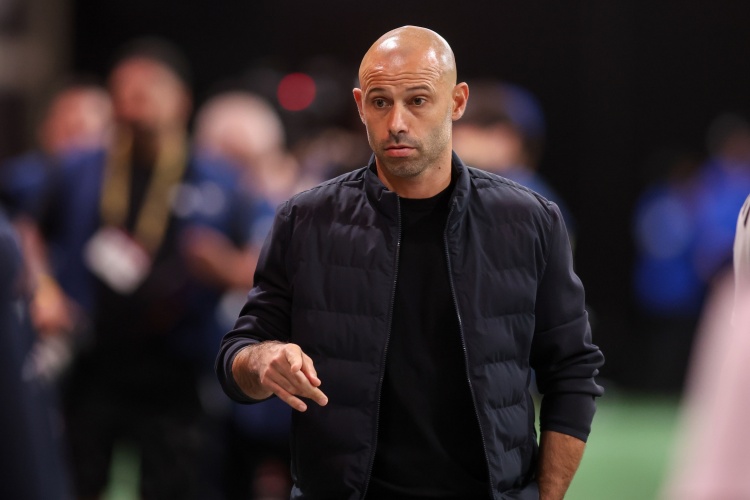 ??世俱杯前為啥不買人？馬斯切拉諾：別問(wèn)我，跟俱樂(lè)部說(shuō)去