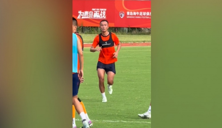 記者：孫正傲正迅速融入海牛戰(zhàn)術(shù)體系，下輪中超有望出戰(zhàn)