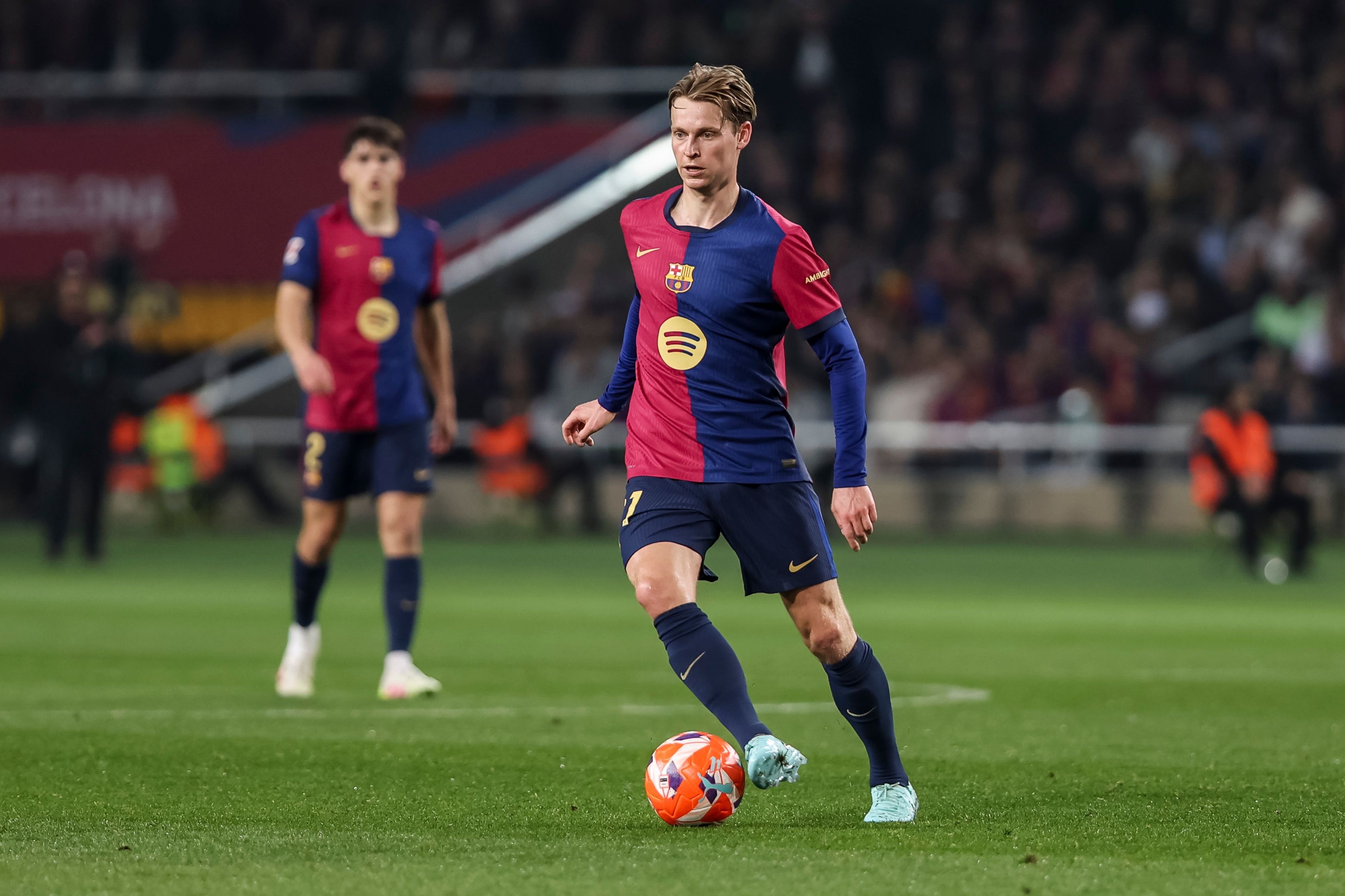 記者：德容和巴薩已經(jīng)談妥續(xù)約，目前的阻礙是球員的經(jīng)紀(jì)人