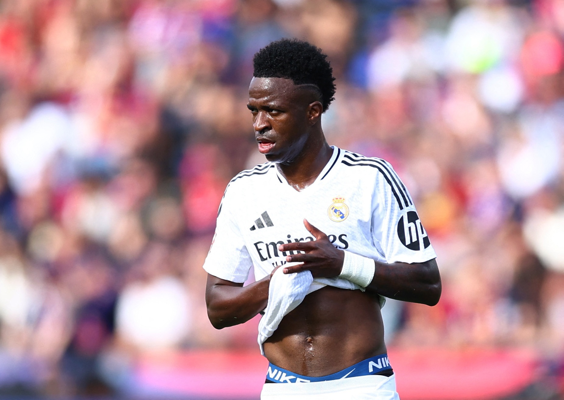 維尼修斯本賽季58場22球19助16黃，近35場比賽7球9助7黃