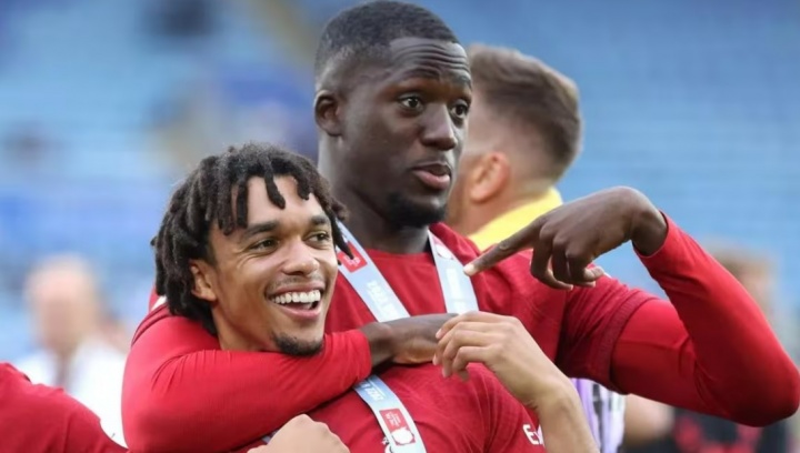 ??阿斯：科納特不考慮與利物浦續(xù)約！他只想跟隨阿諾德加盟皇馬