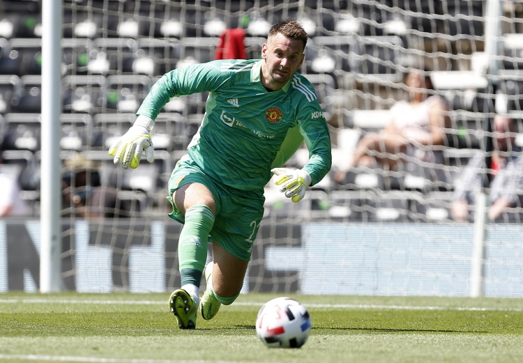 希頓：新球員們適應(yīng)得很好，我認(rèn)為他們會(huì)成為超值引援