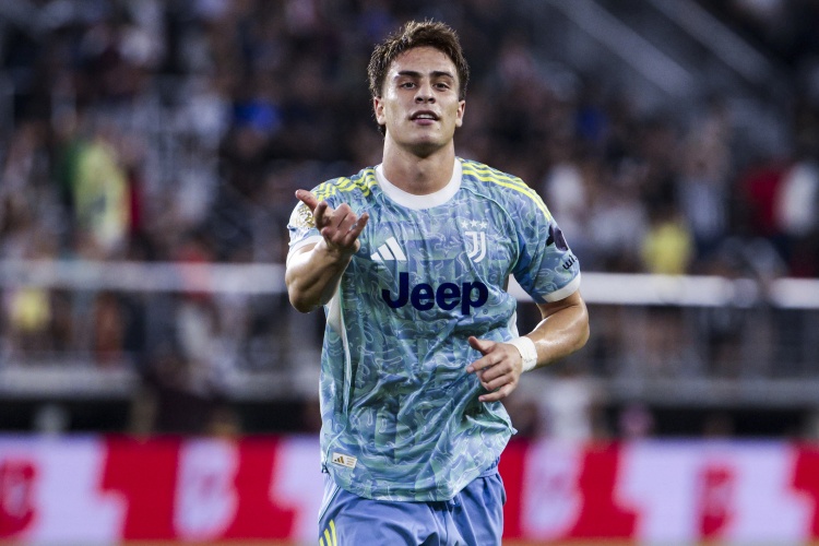 米體：拜仁和巴薩有意伊爾迪茲，但尤文無(wú)意出售