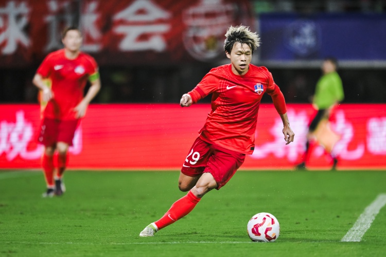 博主：茹子楠已返回梅州客家俱樂部，仍未痊愈預(yù)計(jì)月底可以出戰(zhàn)