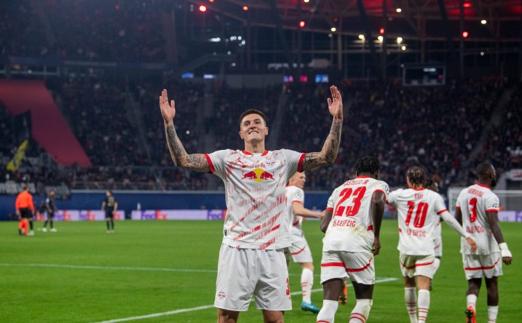 記者：塞斯科轉(zhuǎn)會(huì)曼聯(lián)將在周六官宣 曼聯(lián)尋求4000萬鎊出售霍伊倫