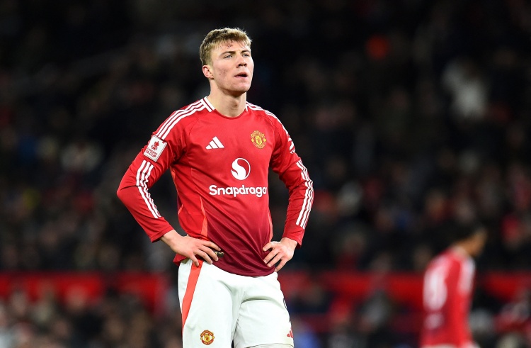 都體：米蘭正在試圖說(shuō)服霍伊倫，但阿萊格里沒(méi)有放棄弗拉霍維奇