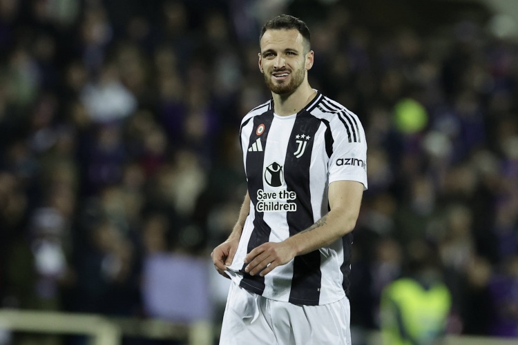 虛驚！熱身賽加蒂主動要求換人&一瘸一拐離場，圖多爾：只是抽筋