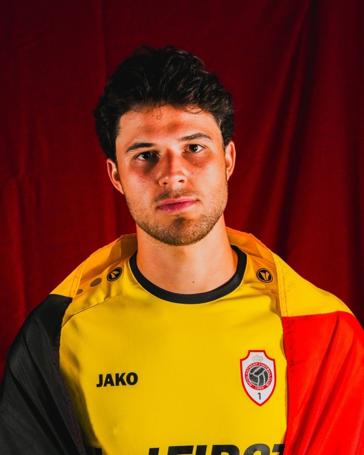 羅馬諾：比利時(shí)守門員拉門斯已同意加盟曼聯(lián)，轉(zhuǎn)會(huì)費(fèi)2000萬歐