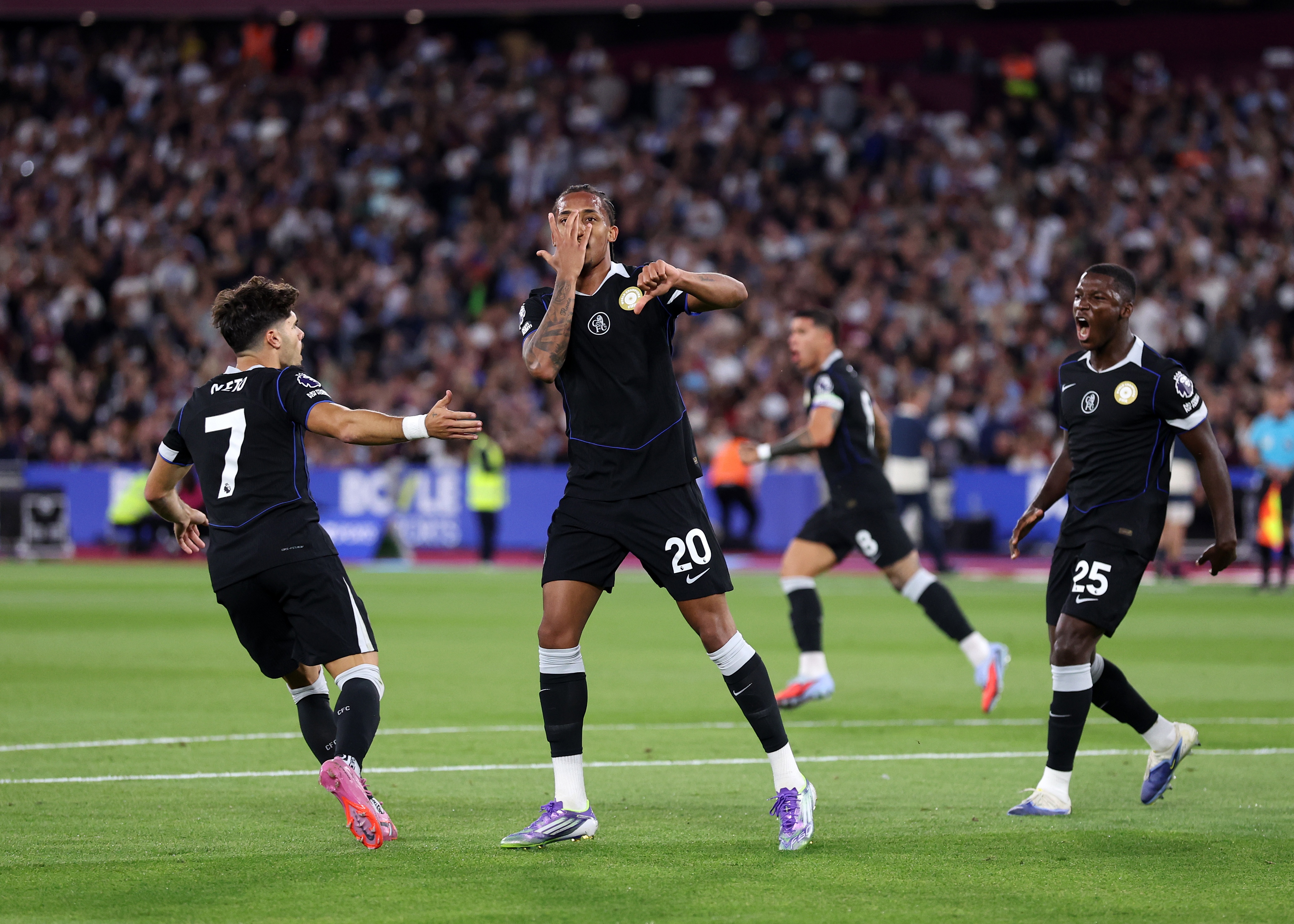 超值轉(zhuǎn)會？切爾西6370萬歐簽23歲佩德羅，5場4球2助&簽8年長約