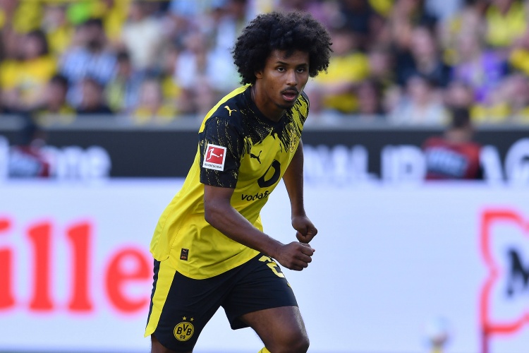 1粒進(jìn)球1次關(guān)鍵傳球，阿德耶米當(dāng)選多特2-0美因茨全場(chǎng)最佳球員
